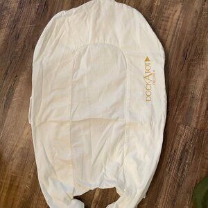 DockATot Deluxe + Replacement Cover White
